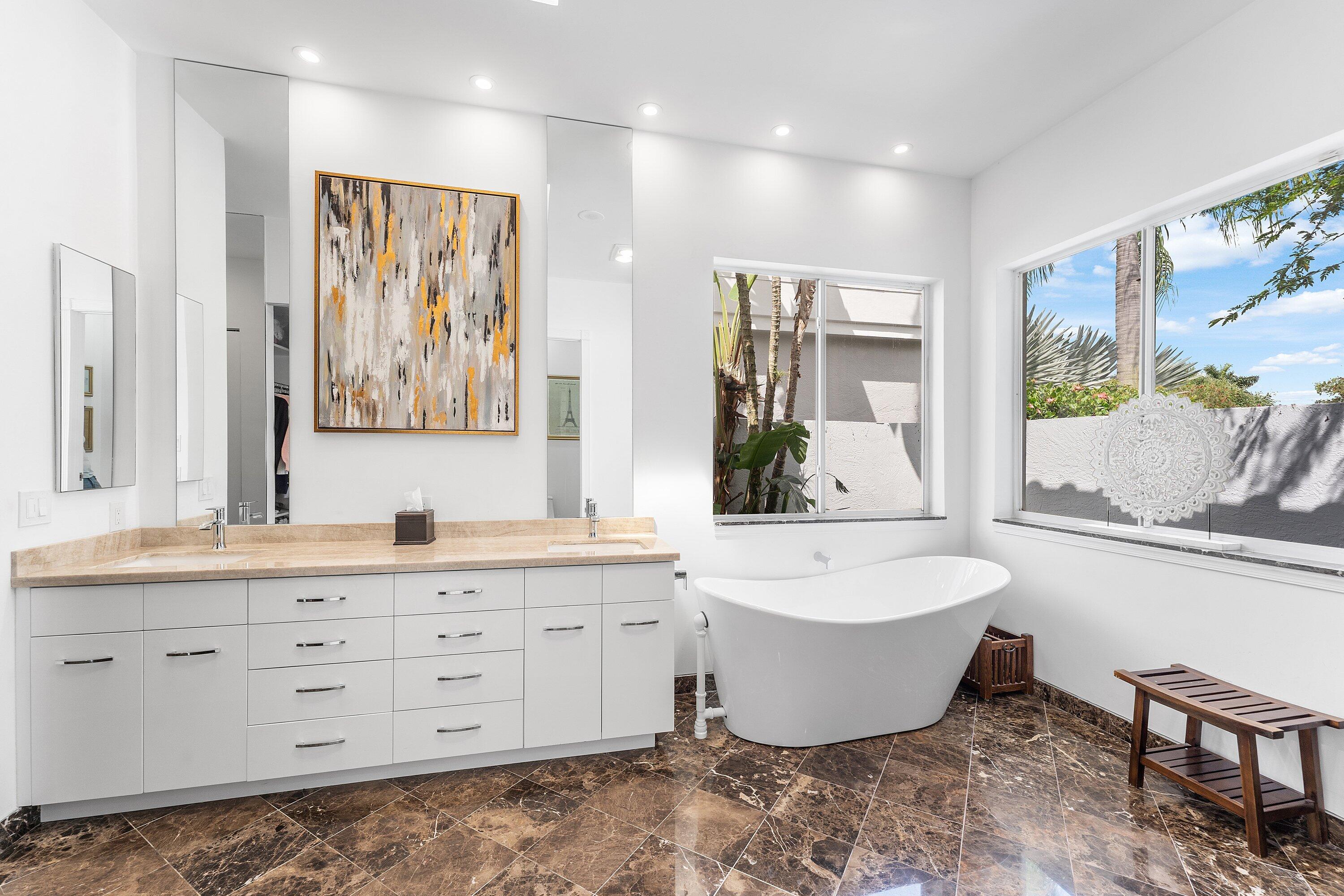 5863 Waterford Boca Raton, FL 33496 - Photo 18 of 90 Primary Bathroom