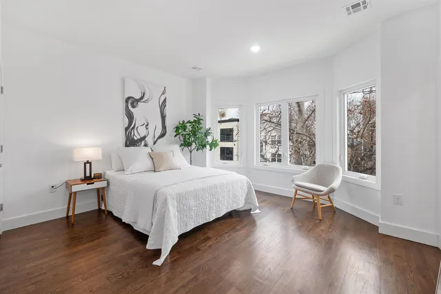 $3,595 | 111 Charles Street, Unit 2, Jersey City, NJ 07307