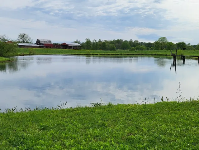 $699,900 | 967 Mud Creek Road, Morrison, TN 37357