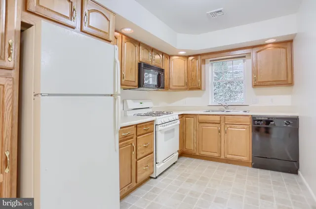 $1,450 | 610 Pine Street, Hamburg, PA 19526