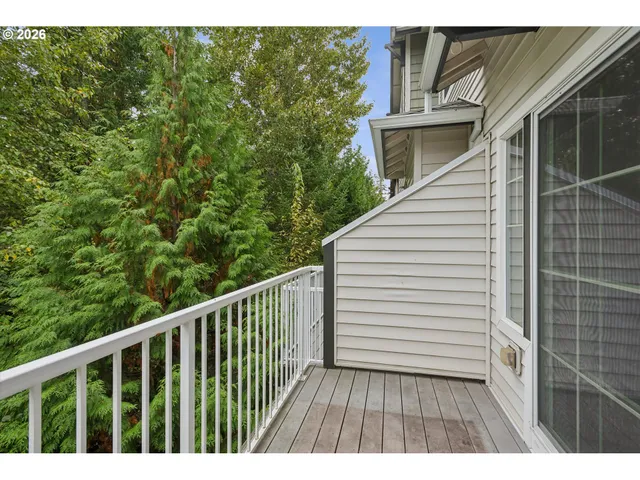 $359,900 | 15400 Southwest Mallard Drive, Beaverton, OR 97007