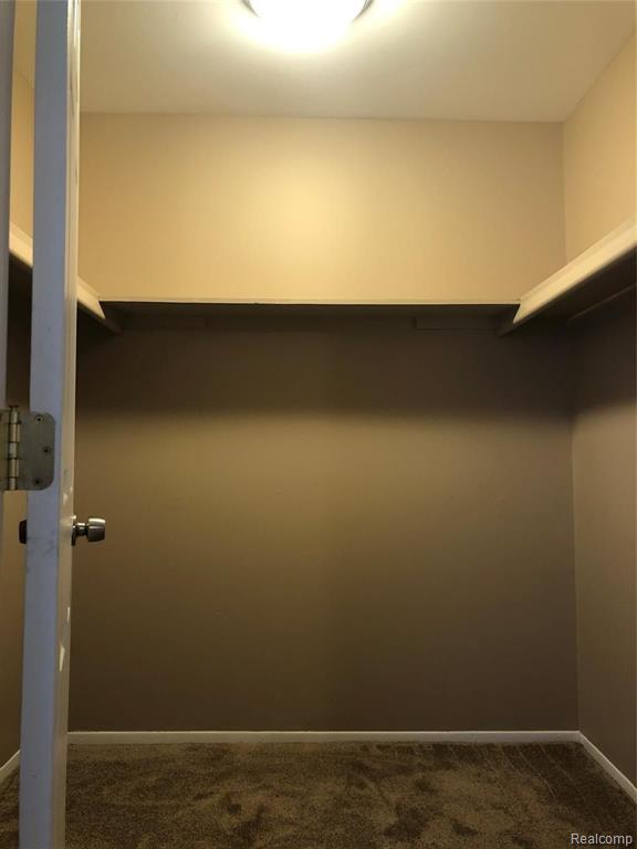 29880 West 12 Mile Road, Unit 67/808 Farmington, MI 48334 - Photo 13 of 18