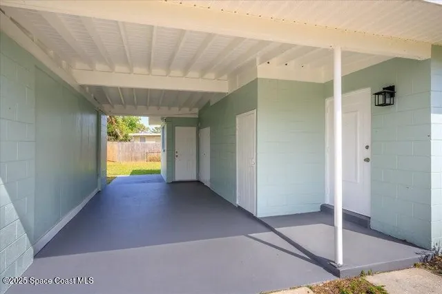 a view of an entryway