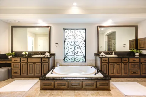 $1,599,000 | 14125 Cardinal Lane, Houston, TX 77079