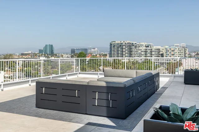 $5,395 | 2600 South Sepulveda Boulevard, Unit 501, Los Angeles, CA 90064