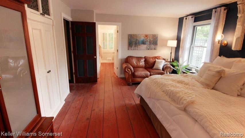 3505 Ray Road Oxford, MI 48370 - Photo 27 of 68 06 Master Suite 1 (Small).jpg