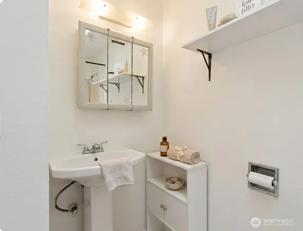 $735,000 | 201 East 36th Street, Tacoma, WA 98404