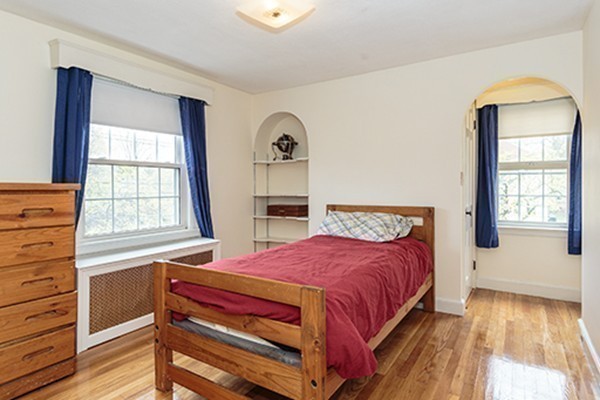 1175 Brook Road Milton, MA 02186 - Photo 14 of 21