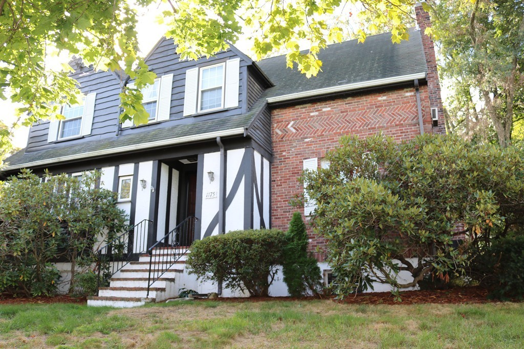 1175 Brook Road Milton, MA 02186 - Photo 2 of 21