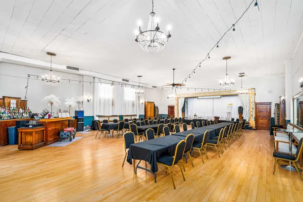 $499,900 | 21 North Lake Avenue, Duluth, MN 55802