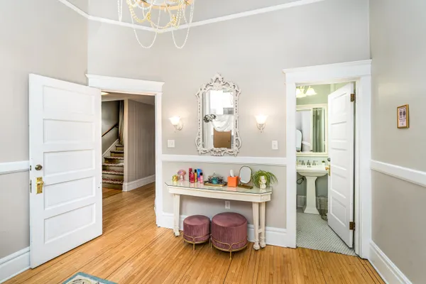 $499,900 | 21 North Lake Avenue, Duluth, MN 55802