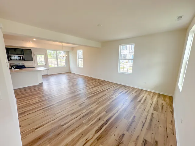 $398,827 | 1015 Celebration Drive, Aurora, IL 60504