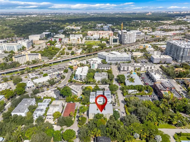 $1,960 | 5991 Southwest 76th Street, Unit A2, South Miami, FL 33143