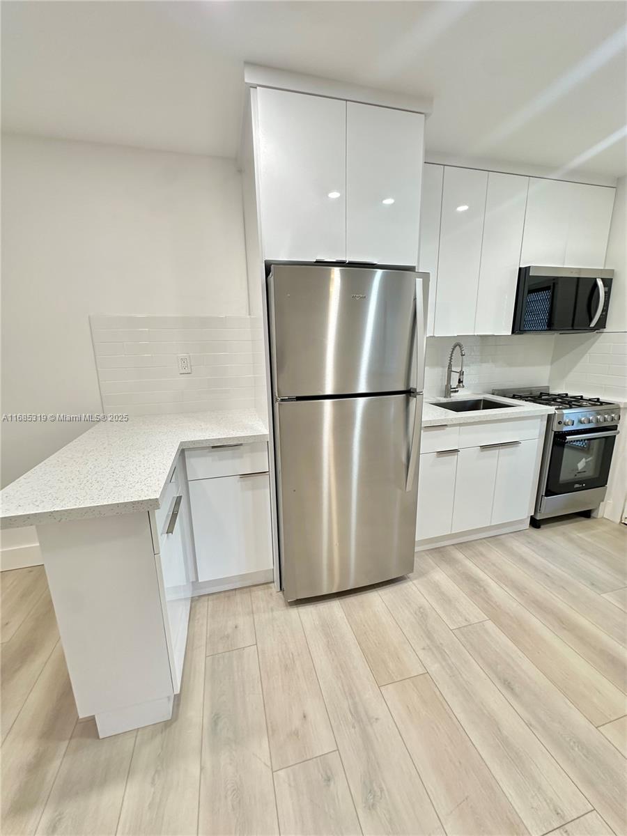 5991 Southwest 76th Street, Unit A2 South Miami, FL 33143 - Photo 8 of 15