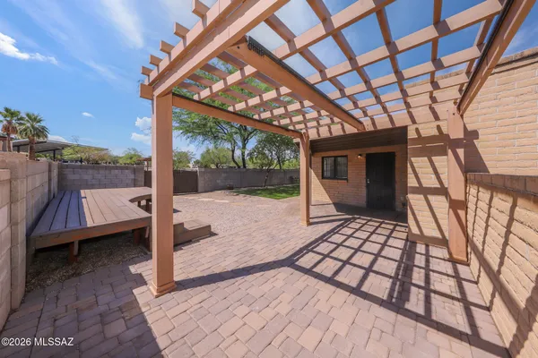 $2,195 | 7620 East Linden Street, Tucson, AZ 85715