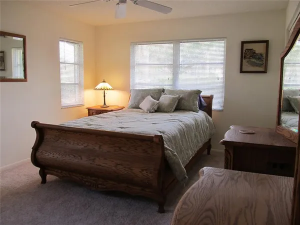 $4,300 | 7050 West Country Club Drive North, Unit 10A, Sarasota, FL 34243