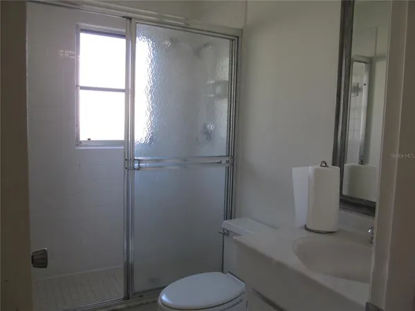 $4,300 | 7050 West Country Club Drive North, Unit 10A, Sarasota, FL 34243