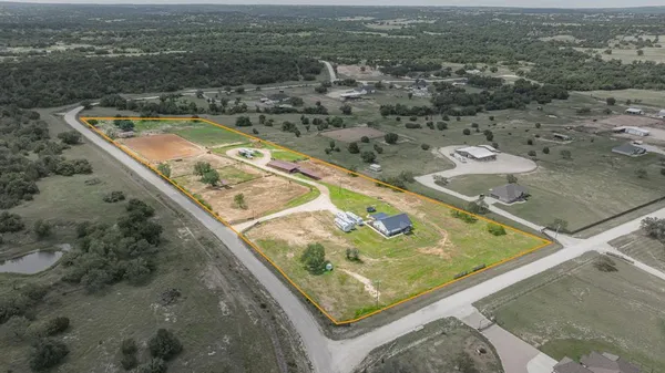 $975,000 | 930 County Road 161, Stephenville, TX 76401