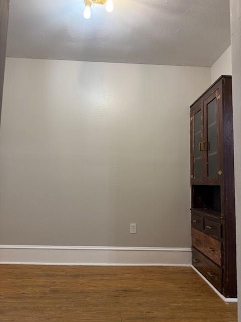 302 Merrick Street Shreveport, LA 71104 - Photo 15 of 30 a view of room with walk in closet