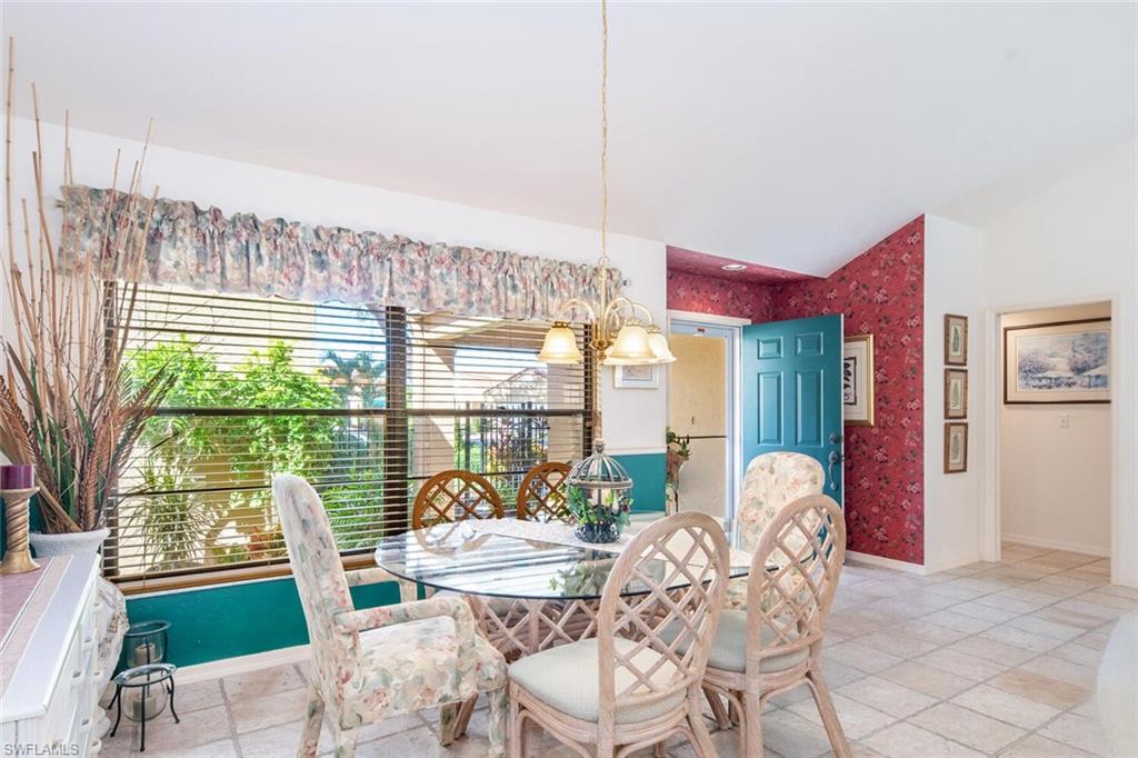 717 Reef Point Circle, Unit 12 Naples, FL 34108 - Photo 14 of 35 Dining