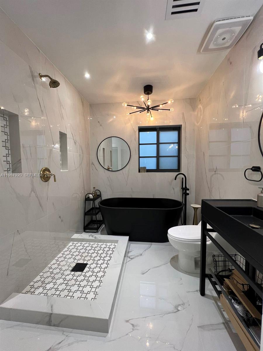 5173 Alton Road Miami Beach, FL 33140 - Photo 11 of 18