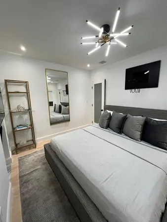 $14,000 | 5173 Alton Road, Miami Beach, FL 33140