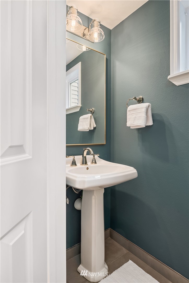 1509 North 80th Street Seattle, WA 98103 - Photo 15 of 22 Gallery Image 15