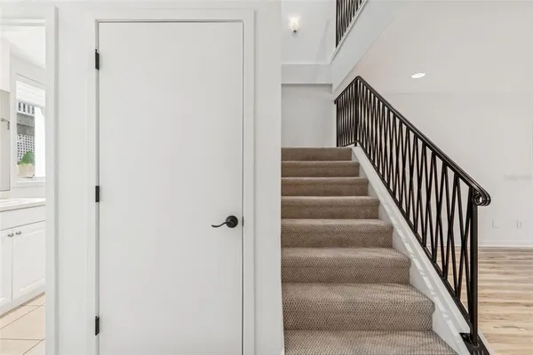 $4,300 | 1685 Laurel Street, Unit 3, Sarasota, FL 34236