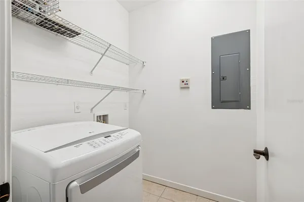 $4,300 | 1685 Laurel Street, Unit 3, Sarasota, FL 34236