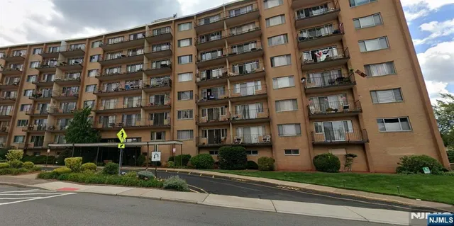 $125,000 | 265 Main Street, Unit 206, Ridgefield Park, NJ 07660