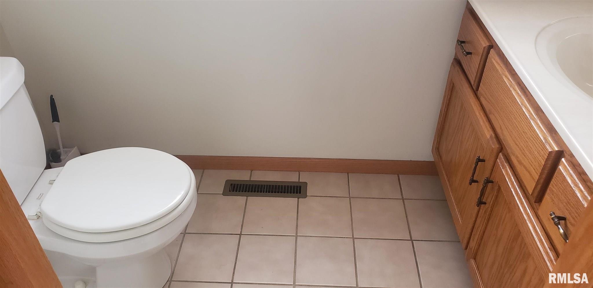 3303 Ashley Lane Springfield, IL 62711 - Photo 5 of 15