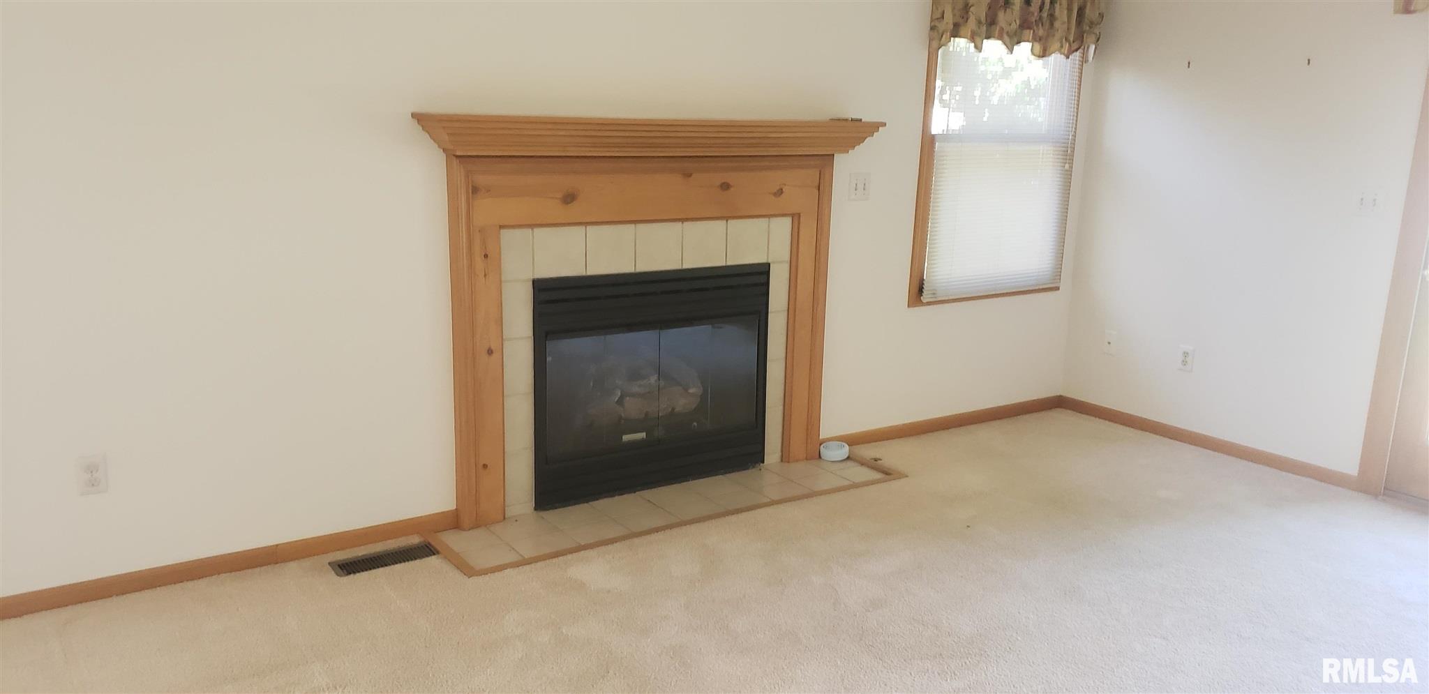 3303 Ashley Lane Springfield, IL 62711 - Photo 6 of 15