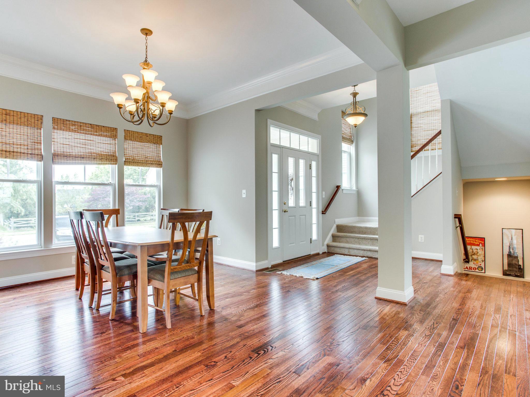 9069 Roaring Spring Loop Bristow, VA 20136 - Photo 2 of 30 Dining Room