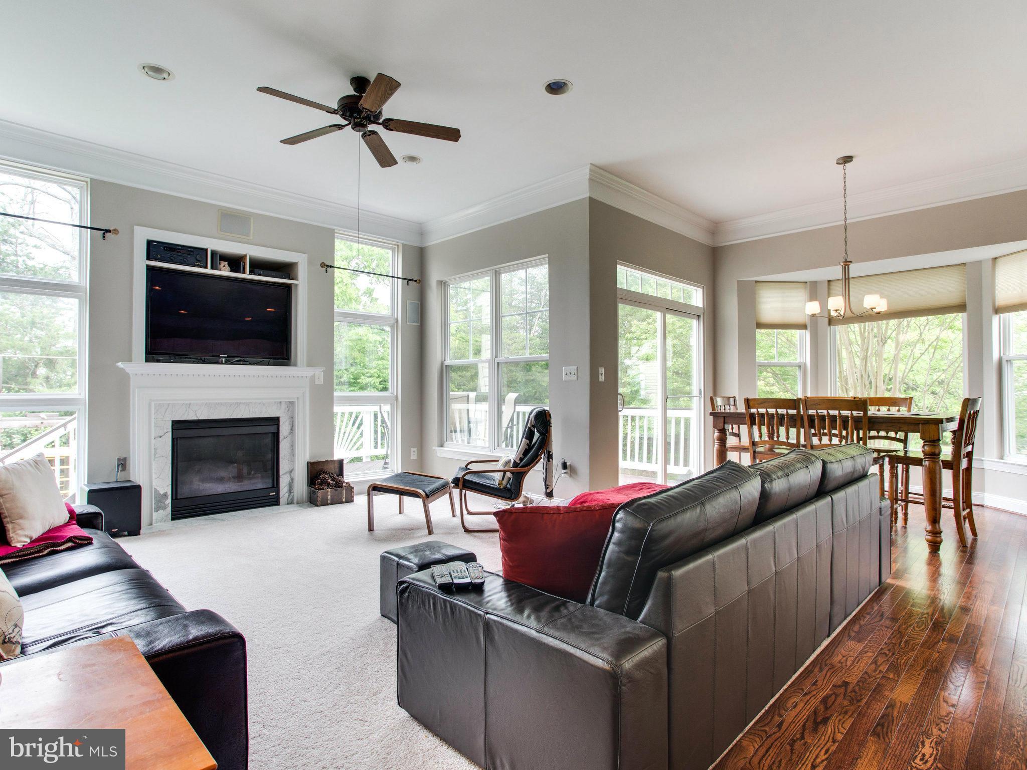 9069 Roaring Spring Loop Bristow, VA 20136 - Photo 9 of 30 Family Room