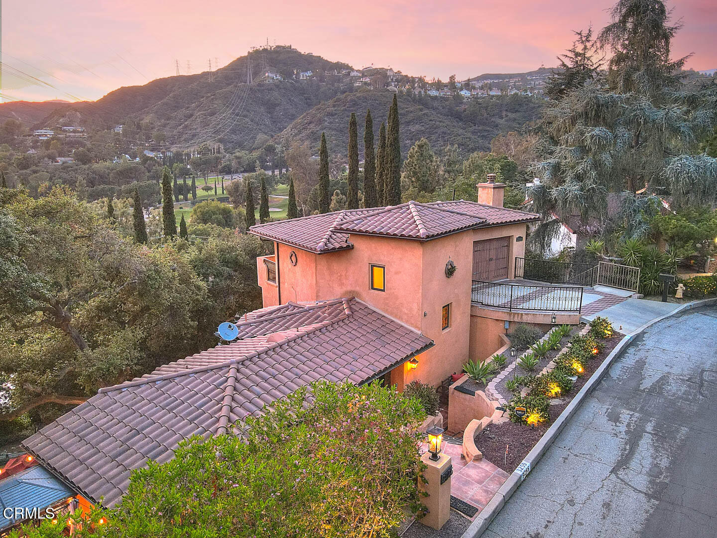 3255 Buckingham Road Glendale, CA 91206 - Photo 2 of 70 Aerial - Front View ( Twilight ) (7 of 1