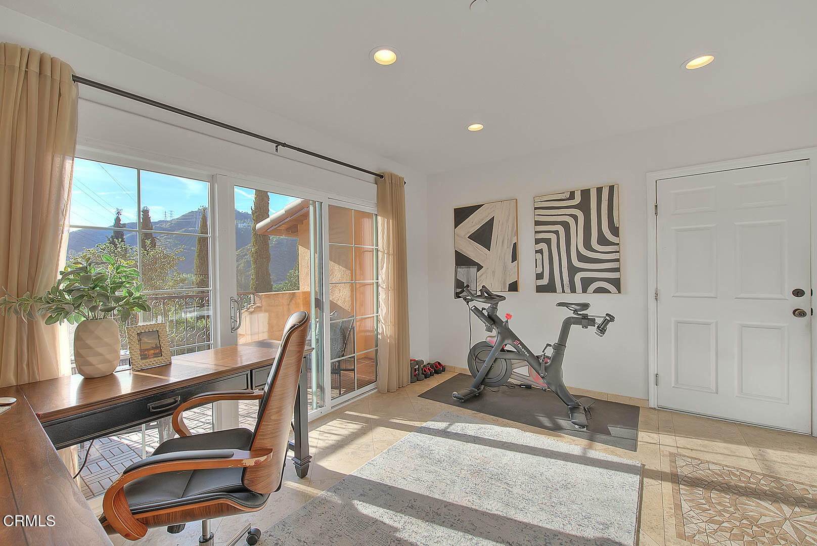 3255 Buckingham Road Glendale, CA 91206 - Photo 46 of 70 Office (2 of 3)