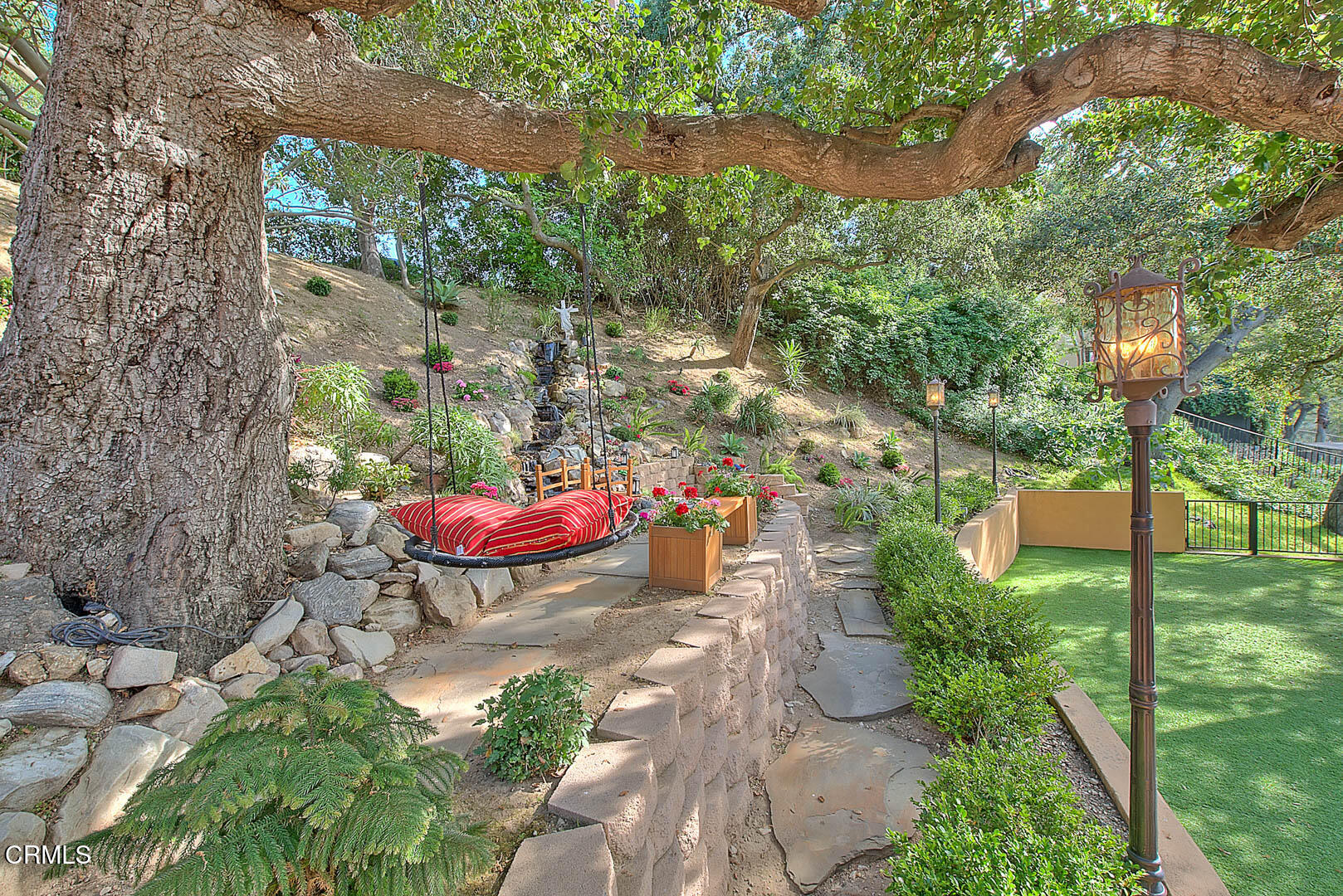 3255 Buckingham Road Glendale, CA 91206 - Photo 8 of 70 Backyard (10 of 38)