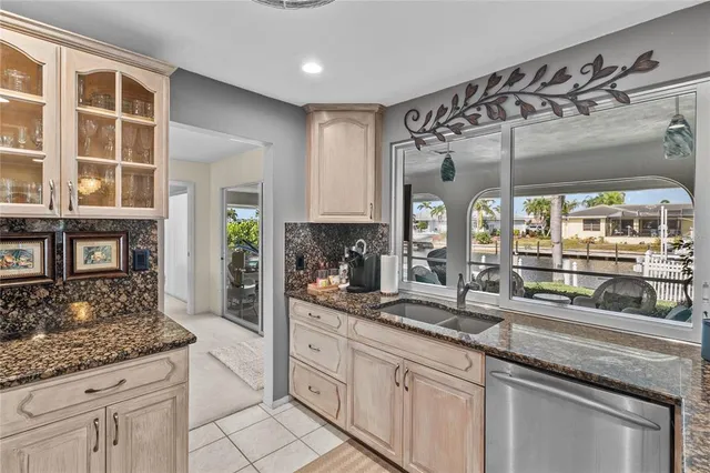 $6,500 | 918 Messina Drive, Punta Gorda, FL 33950