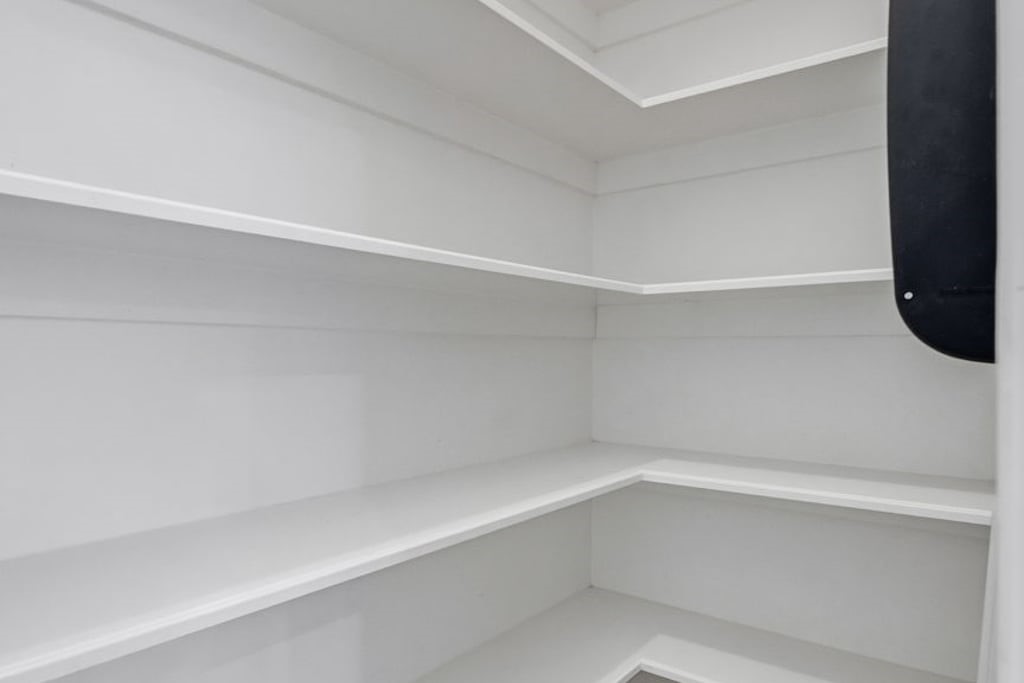1128 West 26th Street Houston, TX 77008 - Photo 16 of 48 Pantry