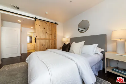 $650,000 | 4060 Glencoe Avenue, Unit 222, Marina del Rey, CA 90292