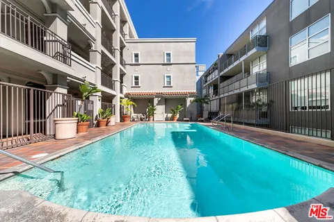 $650,000 | 4060 Glencoe Avenue, Unit 222, Marina del Rey, CA 90292