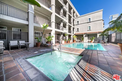 $650,000 | 4060 Glencoe Avenue, Unit 222, Marina del Rey, CA 90292