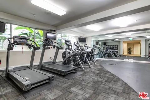 $650,000 | 4060 Glencoe Avenue, Unit 222, Marina del Rey, CA 90292