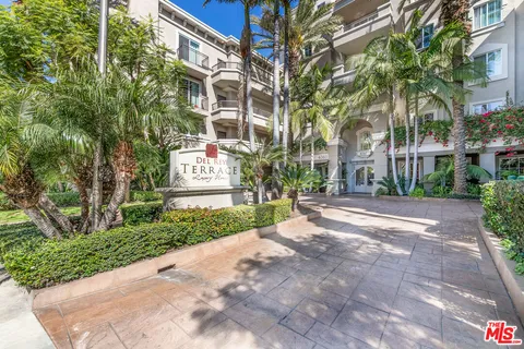 $650,000 | 4060 Glencoe Avenue, Unit 222, Marina del Rey, CA 90292