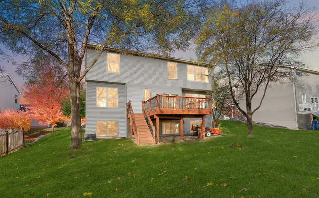 $567,700 | 2430 Golf Drive, Woodbury, MN 55129