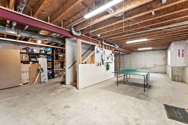 $567,700 | 2430 Golf Drive, Woodbury, MN 55129