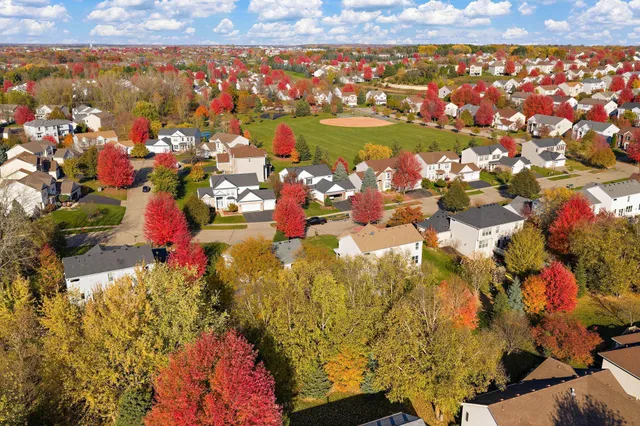 $567,700 | 2430 Golf Drive, Woodbury, MN 55129