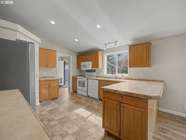 $689,900 | 28380 Southeast Spring Street, Boring, OR 97009