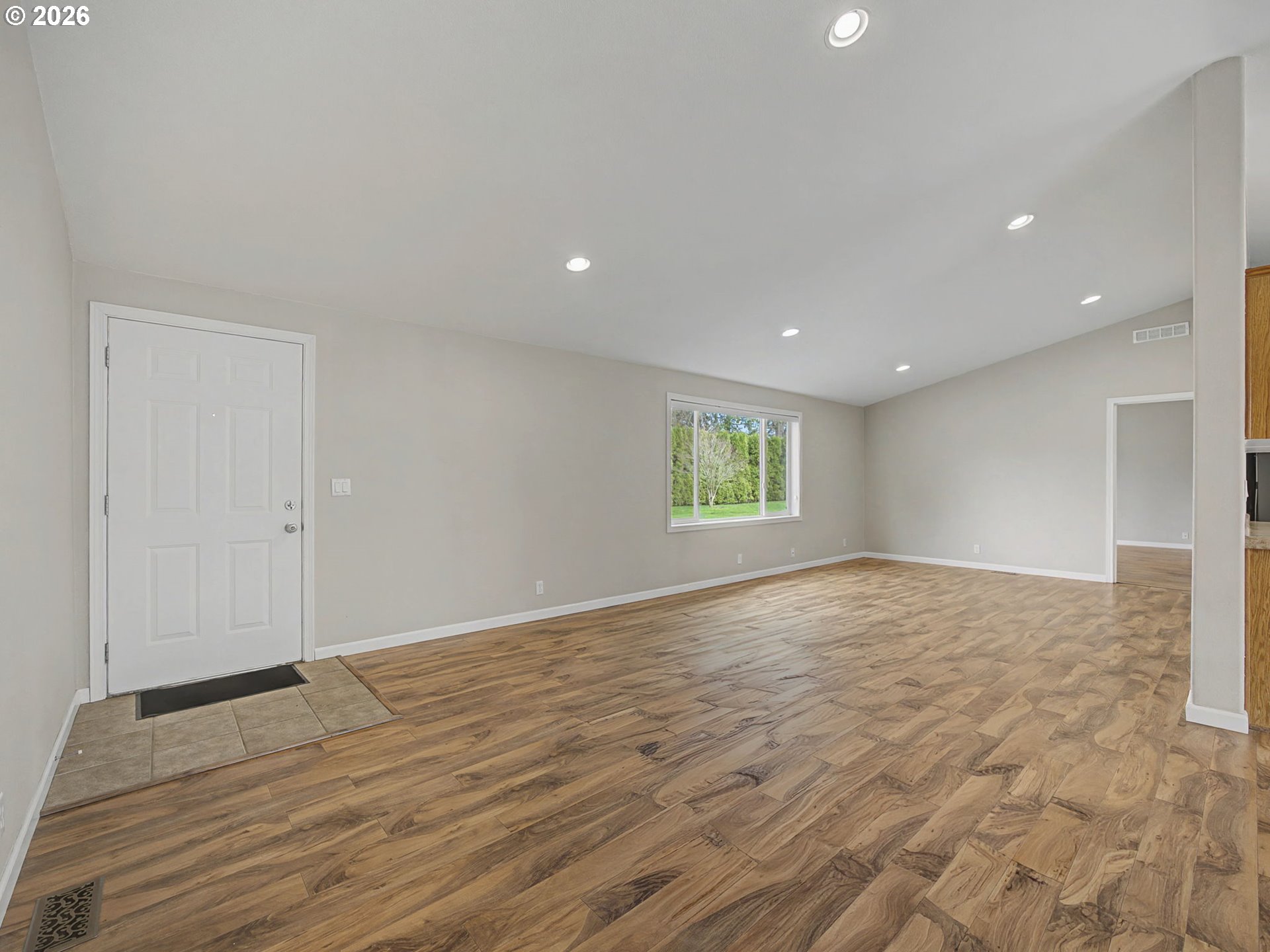 28380 Southeast Spring Street Boring, OR 97009 - Photo 13 of 37