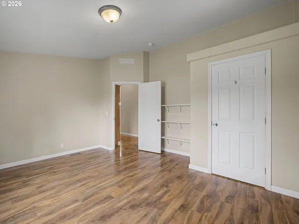 $689,900 | 28380 Southeast Spring Street, Boring, OR 97009